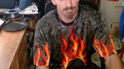 Snapshot of comic_king27 chatting on 02/19/25, 08:20 Nelson or ComicKing and sometime Peachy143 online show from 02/19/25, 08:20