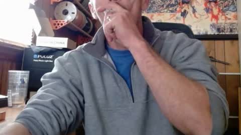 Snapshot of comic_king27 chatting on 03/04/25, 03:59 Nelson or ComicKing and sometime Peachy143 online show from 03/04/25, 03:59