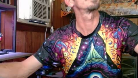 Snapshot of comic_king27 chatting on 09/26/25, 02:54 Nelson or ComicKing and sometime Peachy143 online show from 09/26/25, 02:54