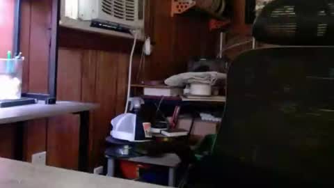 Snapshot of comic_king27 chatting on 10/06/25, 10:18 Nelson or ComicKing and sometime Peachy143 online show from 10/06/25, 10:18