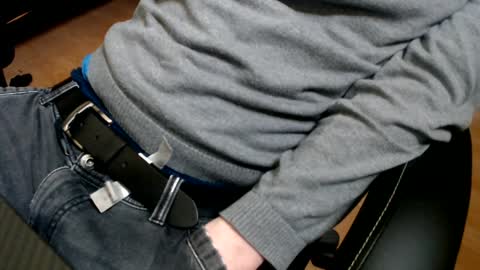 Snapshot of commanderchip chatting on 01/21/25, 04:05 commanderchip online show from 01/21/25, 04:05