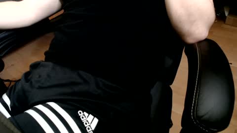 Snapshot of commanderchip chatting on 01/25/25, 01:19 commanderchip online show from 01/25/25, 01:19