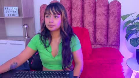 Snapshot of conejita_420_ chatting on 11/18/25, 08:24 conejita_420_ online show from 11/18/25, 08:24
