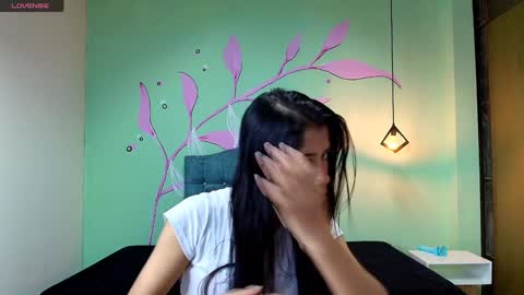 C O N N I E online show from 01/27/25, 12:05