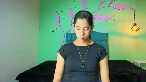 C O N N I E online show from 11/25/25, 02:39