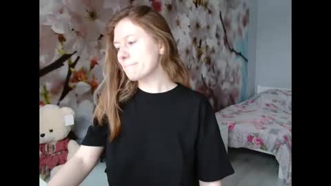 Snapshot of connie_daw chatting on 12/18/24, 05:59 Connie Daw online show from 12/18/24, 05:59