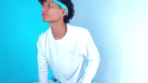 Snapshot of connor_garrett chatting on 11/07/25, 10:43 Connor online show from 11/07/25, 10:43