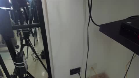 connor_stone_ online show from 11/26/25, 08:43