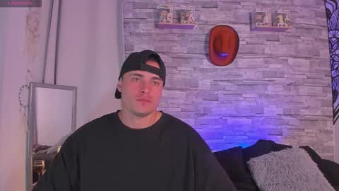 Snapshot of connorsmith_26 chatting on 11/12/25, 01:50 Connor Smith online show from 11/12/25, 01:50