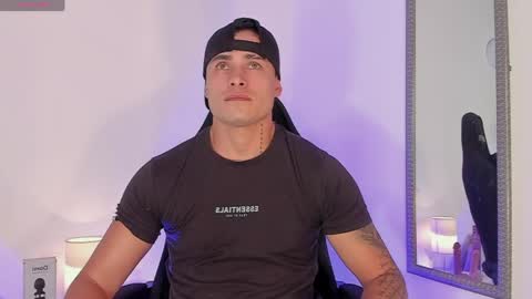 Connor Smith online show from 05/14/26, 01:23