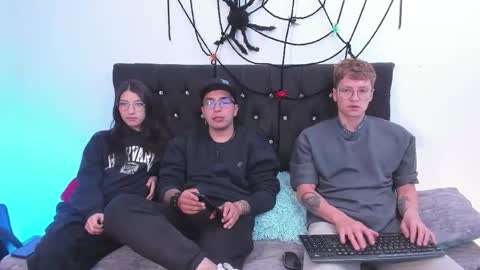 Snapshot of conor_taylor_ chatting on 10/17/25, 04:20 conor_taylor_ online show from 10/17/25, 04:20