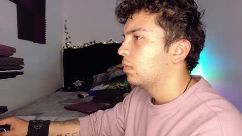 Snapshot of conor_taylor_ chatting on 11/18/25, 04:11 conor_taylor_ online show from 11/18/25, 04:11