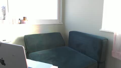 ANR Mommy online show from 11/19/25, 07:36