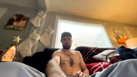 Snapshot of constructionmike1 chatting on 12/18/25, 04:57 constructionmike1 online show from 12/18/25, 04:57