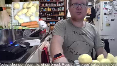 Snapshot of cookieliquor chatting on 12/27/24, 01:18 Cookie - I do cooking streams occasionally. Next stream online show from 12/27/24, 01:18