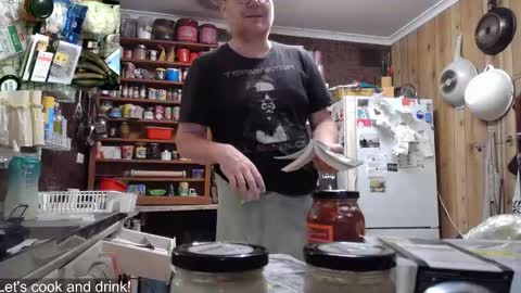 Snapshot of cookieliquor chatting on 09/13/25, 08:52 Cookie - I do cooking streams occasionally. Next stream online show from 09/13/25, 08:52