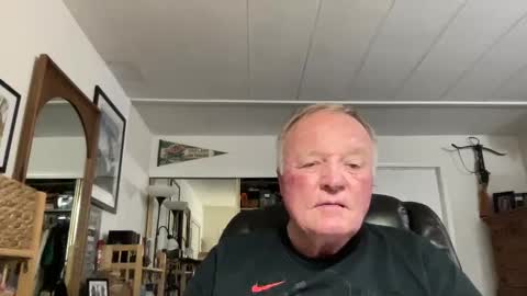 cookoosnest online show from 09/17/25, 03:30