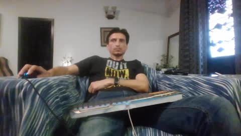 Cool2Buddies online show from 05/31/26, 01:58