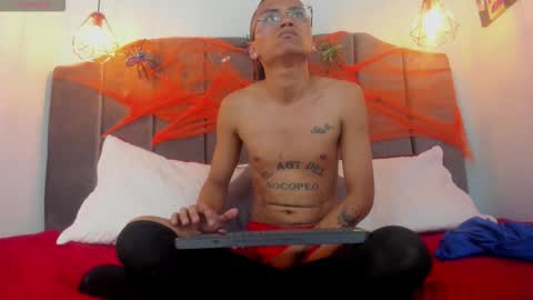 Snapshot of cool_johnson chatting on 10/18/25, 11:55 cool_johnson online show from 10/18/25, 11:55