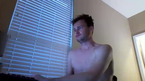 Snapshot of cooldude122222 chatting on 12/23/24, 11:28 cooldude122222 online show from 12/23/24, 11:28