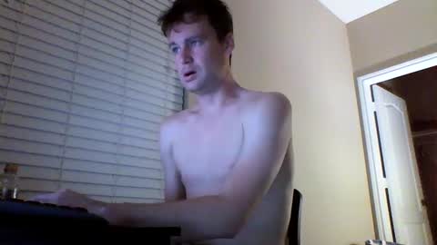 Snapshot of cooldude122222 chatting on 01/08/25, 12:38 cooldude122222 online show from 01/08/25, 12:38