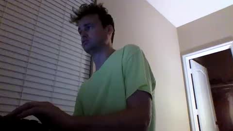 Snapshot of cooldude122222 chatting on 01/09/25, 06:38 cooldude122222 online show from 01/09/25, 06:38