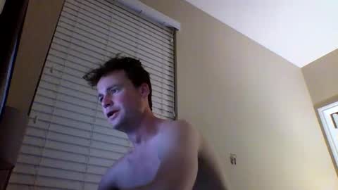 Snapshot of cooldude122222 chatting on 01/19/25, 03:18 cooldude122222 online show from 01/19/25, 03:18