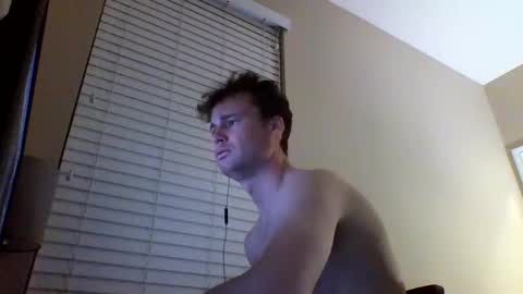 Snapshot of cooldude122222 chatting on 01/21/25, 06:54 cooldude122222 online show from 01/21/25, 06:54