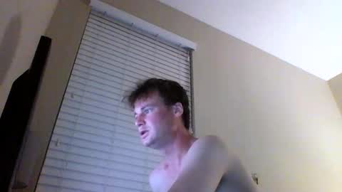 Snapshot of cooldude122222 chatting on 02/17/25, 02:31 cooldude122222 online show from 02/17/25, 02:31