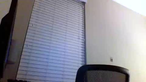 Snapshot of cooldude122222 chatting on 03/02/25, 06:37 cooldude122222 online show from 03/02/25, 06:37