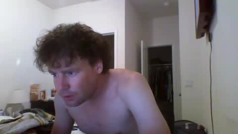 Snapshot of cooldude122222 chatting on 09/18/25, 02:57 cooldude122222 online show from 09/18/25, 02:57