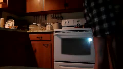 Snapshot of cooldude5432 chatting on 02/14/25, 11:09 Cool Dude online show from 02/14/25, 11:09