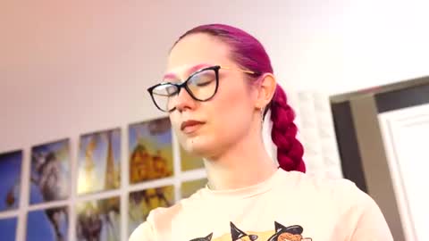 Ginger The Cringer online show from 08/04/26, 09:01