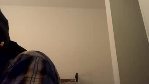 Snapshot of coolvibes69 chatting on 11/23/25, 08:19 coolvibes69 online show from 11/23/25, 08:19