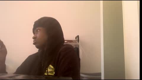 Snapshot of coolvibes69 chatting on 12/14/25, 03:06 coolvibes69 online show from 12/14/25, 03:06