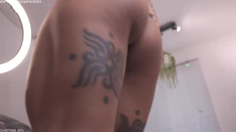 Snapshot of cooper_reds chatting on 09/24/25, 03:37 ROSELL 3 online show from 09/24/25, 03:37