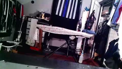 coozman61 online show from 01/03/25, 10:52