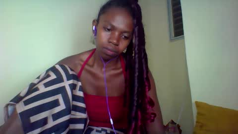 Snapshot of coquine_lara chatting on 04/19/26, 06:10 coquine_lara online show from 04/19/26, 06:10