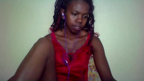 Snapshot of coquine_lara chatting on 04/23/26, 02:19 coquine_lara online show from 04/23/26, 02:19