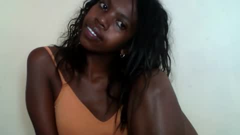 Snapshot of coquine_lara chatting on 05/01/26, 10:09 coquine_lara online show from 05/01/26, 10:09