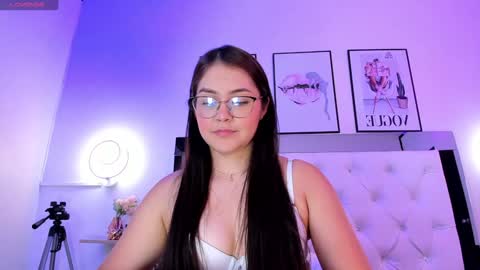 Cora  online show from 12/18/24, 01:05