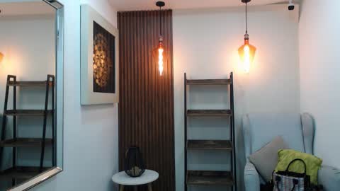 Snapshot of coral_lise chatting on 11/18/25, 11:03 Coral online show from 11/18/25, 11:03