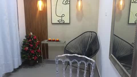 Snapshot of coral_lise chatting on 12/05/25, 11:19 Coral online show from 12/05/25, 11:19