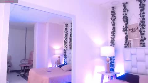 Coral online show from 09/18/25, 12:29