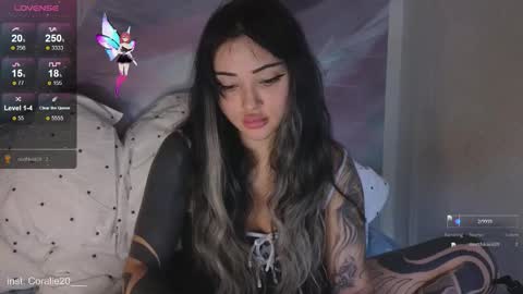 Snapshot of coralie20 chatting on 11/22/25, 11:31 coralie20 online show from 11/22/25, 11:31