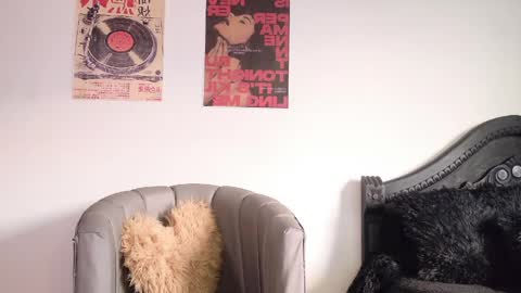 Coralie Bronson online show from 04/14/26, 11:00