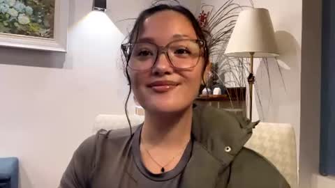 Snapshot of coraliecacal chatting on 07/29/26, 12:25 Sara online show from 07/29/26, 12:25