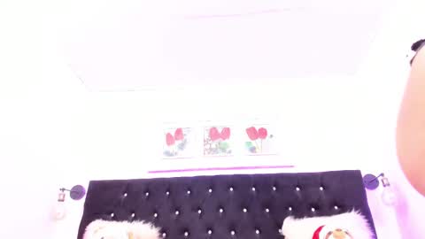 Juana Michelle 3 online show from 10/17/25, 01:57