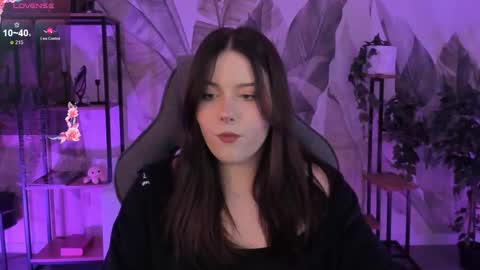 Snapshot of coralinekeyns chatting on 09/27/25, 06:07 little girl who is always right or Coraline online show from 09/27/25, 06:07