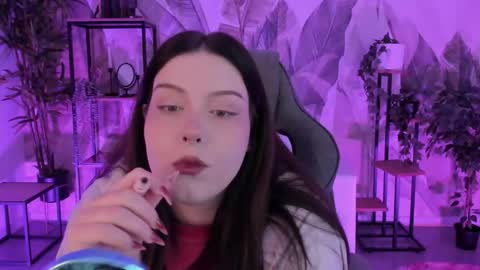 Snapshot of coralinekeyns chatting on 10/07/25, 05:15 little girl who is always right or Coraline online show from 10/07/25, 05:15